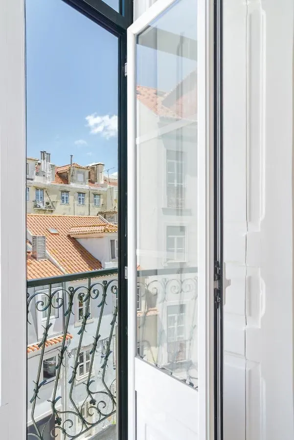 Casa Boma Lisboa - Sunny And Elegant Apartment - Lapa V 0*, Лиссабон Португалия